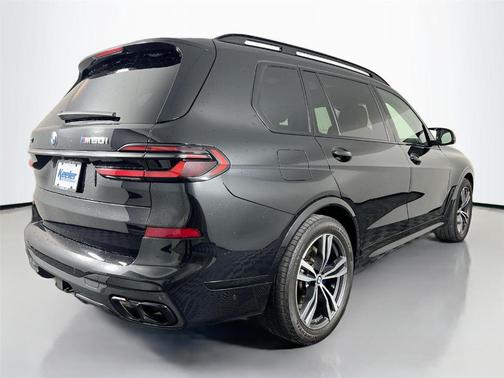 Black Sapphire Metallic 2024 BMW X7 M60i