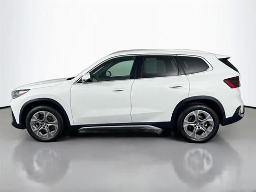 Alpine White 2025 BMW X1 xDrive28i