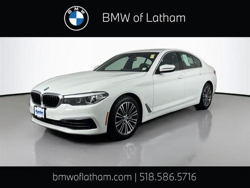 Alpine White 2019 BMW 530 i xDrive