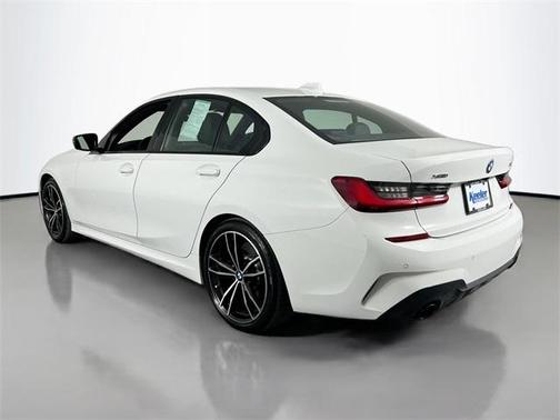 2021 BMW 330 i xDrive