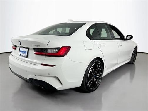 2021 BMW 330 i xDrive