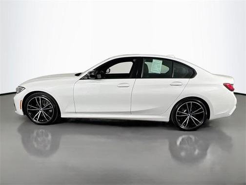 2021 BMW 330 i xDrive
