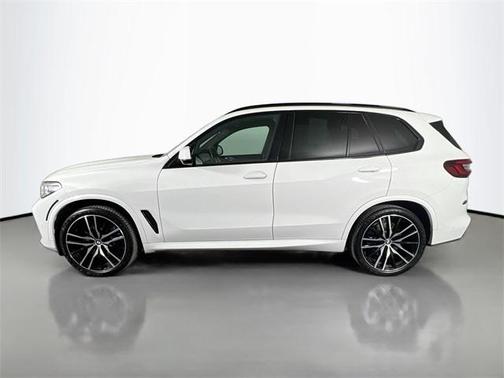 2023 BMW X5 M50i