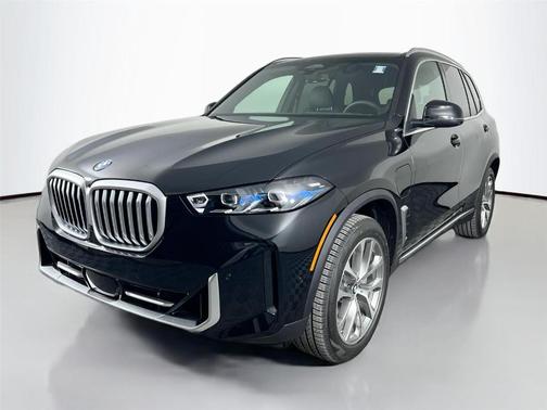Black Sapphire Metallic 2026 BMW X5 PHEV xDrive50e
