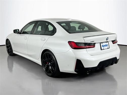 2025 BMW 330 i xDrive