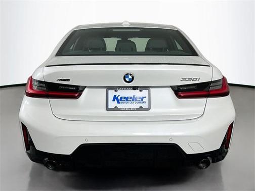 2025 BMW 330 i xDrive