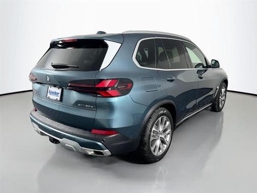 Blue Ridge Mountain Metallic 2026 BMW X5 PHEV xDrive50e