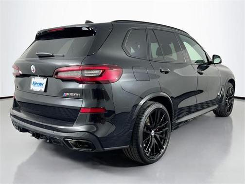 2023 BMW X5 M50i