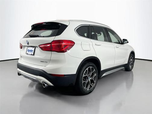 Alpine White 2021 BMW X1 xDrive28i