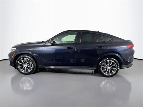 2021 BMW X6 M50i