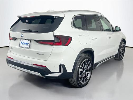 Alpine White 2025 BMW X1 xDrive28i