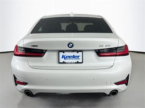 2021 BMW 330 i xDrive