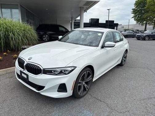 2024 BMW 330 i xDrive