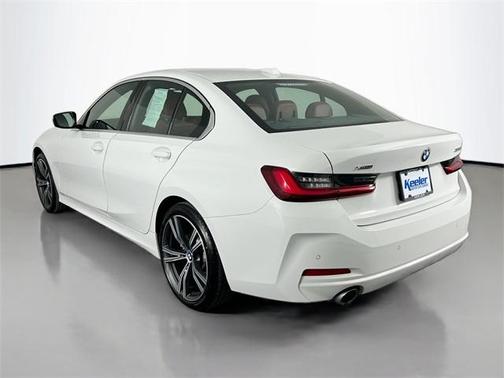 2024 BMW 330 i xDrive