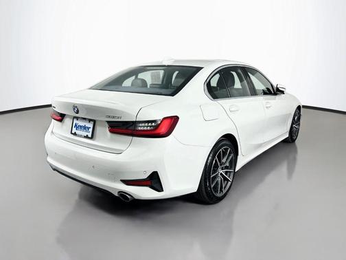 Alpine White 2019 BMW 330 i xDrive