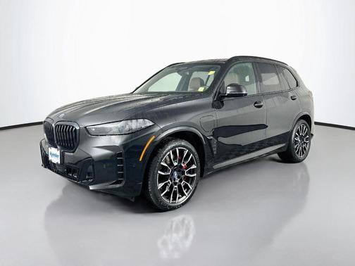Black Sapphire Metallic 2024 BMW X5 PHEV xDrive50e
