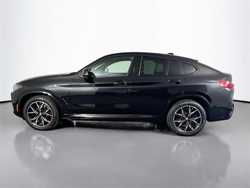 2025 BMW X4 xDrive30i
