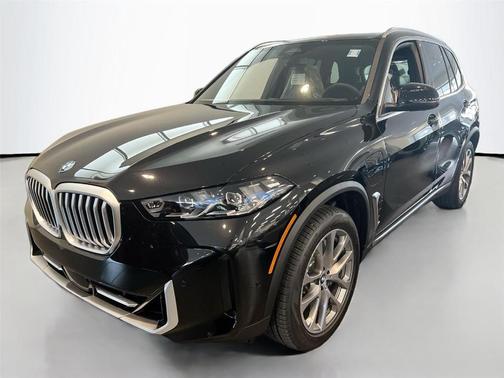 Black Sapphire Metallic 2026 BMW X5 PHEV xDrive50e