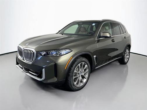 Manhattan Green Metallic 2026 BMW X5 xDrive40i