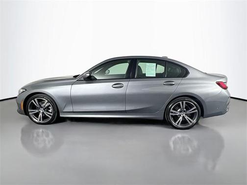 2023 BMW 330 i xDrive