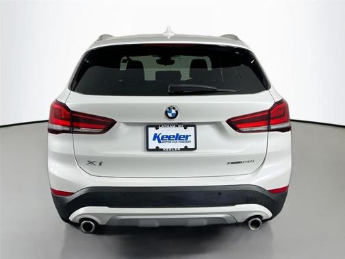 Mineral White Metallic 2021 BMW X1 xDrive28i