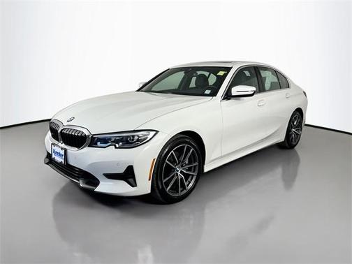 2022 BMW 330 i xDrive