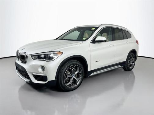 Mineral White Metallic 2018 BMW X1 xDrive28i