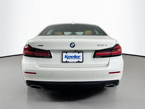 Mineral White Metallic 2021 BMW 530 i xDrive