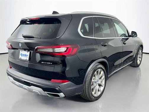 Jet Black 2022 BMW X5 PHEV xDrive45e