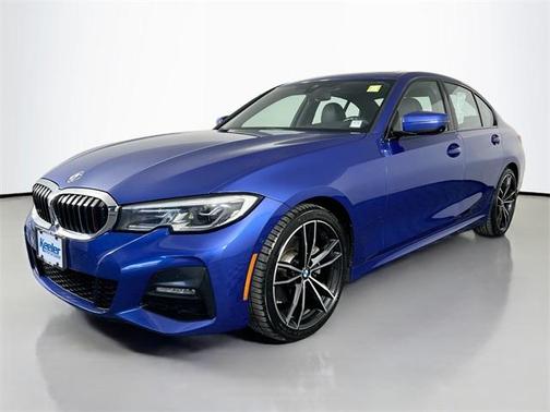 2019 BMW 330 i xDrive