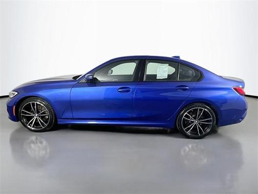 2019 BMW 330 i xDrive