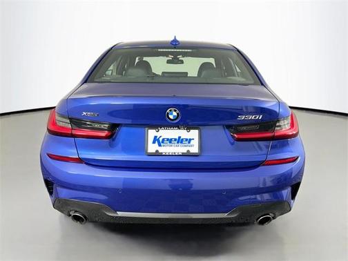 2019 BMW 330 i xDrive