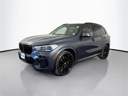 2022 BMW X5 M50i