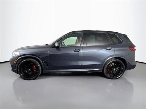 2022 BMW X5 M50i