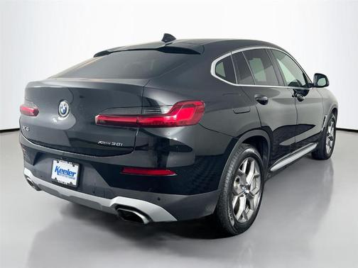 Black Sapphire Metallic 2022 BMW X4 xDrive30i