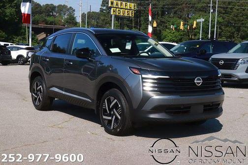 Gun Metallic 2026 Nissan Kicks SV