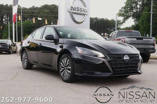 Super Black 2026 Nissan Altima 2.5 SV