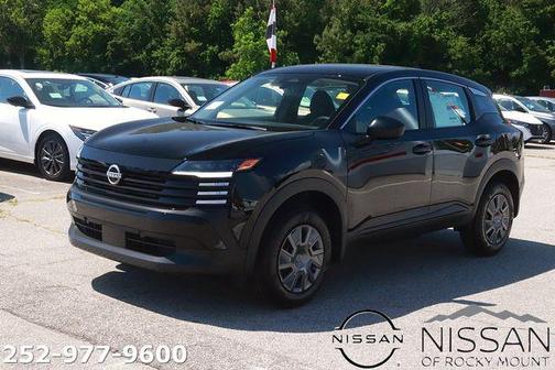 Super Black 2026 Nissan Kicks S