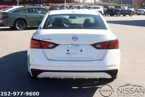 2025 Nissan Altima 2.5 SV