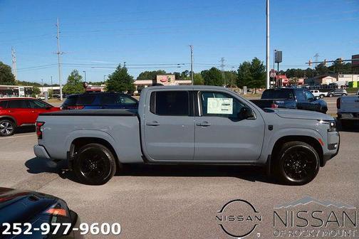 Boulder Gray Pearl 2026 Nissan Frontier SV