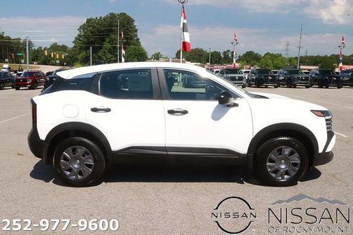 Fresh Powder 2026 Nissan Kicks S