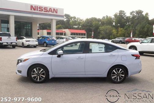 2025 Nissan Versa 1.6 SV