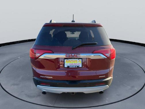 2017 GMC Acadia SLE-2