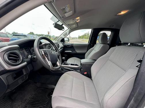 2017 Toyota Tacoma SR5