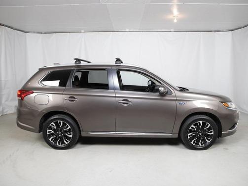 2018 Mitsubishi Outlander PHEV SEL