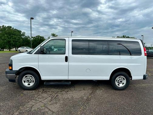 2019 GMC Savana 3500 LS