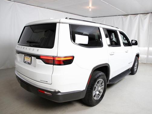 2022 Jeep Wagoneer Series I 4x4