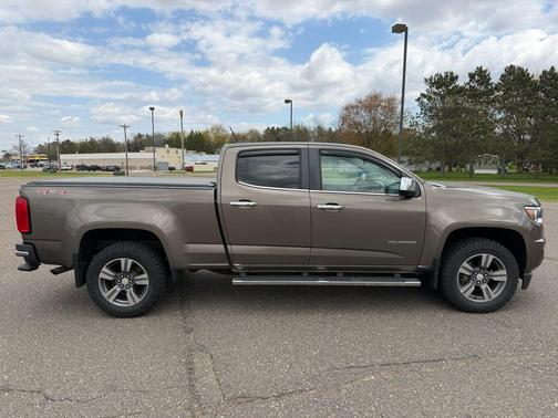 Brownstone Metallic 2015 Chevrolet Colorado LT