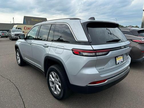 2022 Jeep Grand Cherokee Limited X