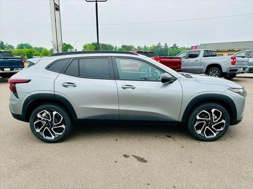 2025 Chevrolet Trax FWD 2RS
